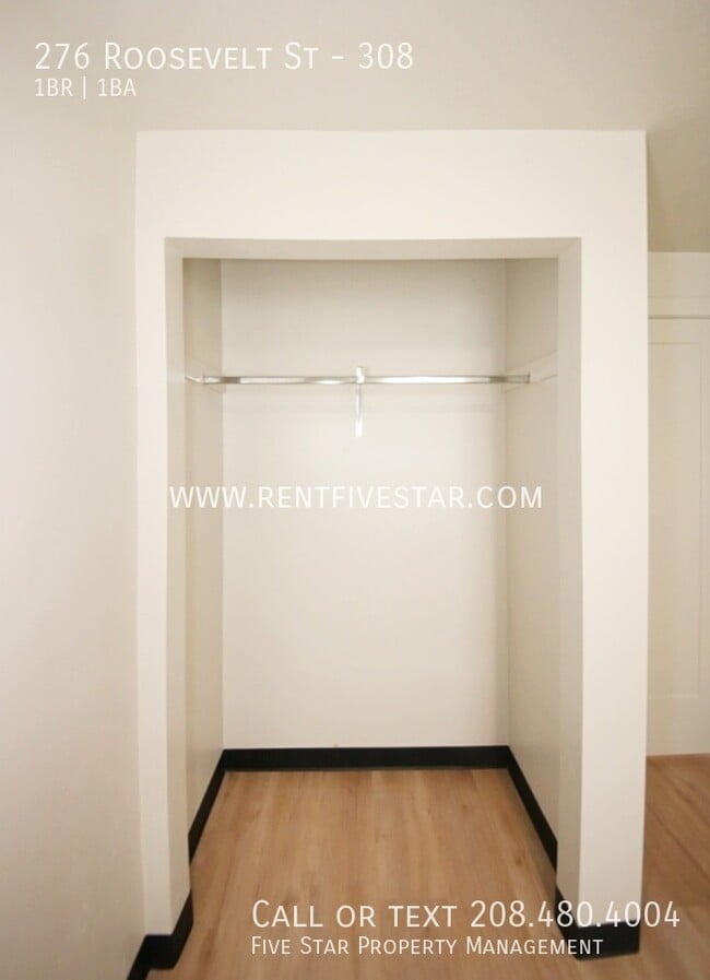 Building Photo - 276 Roosevelt St