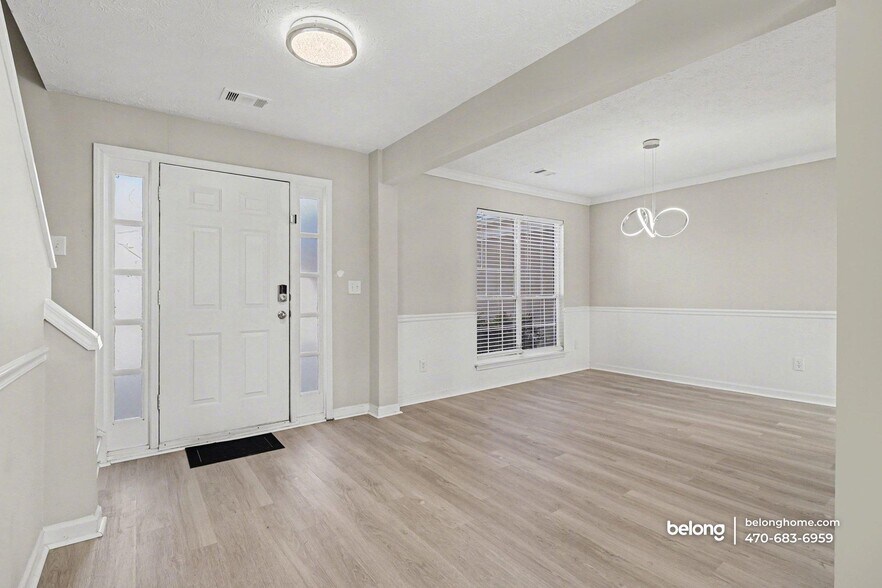 Building Photo - 3660 Oak Park Dr