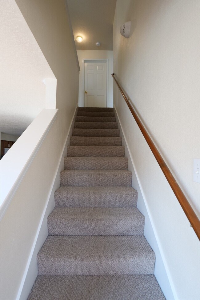 Building Photo - 5042 Oak Stand Ct