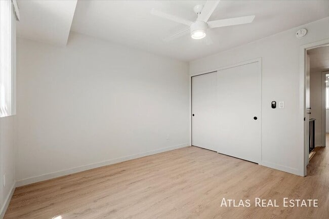 Building Photo - 3807 S Mill Ave