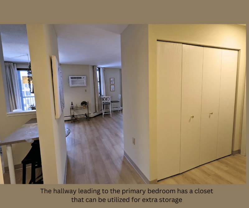 Building Photo - 6500 Woodlake Dr