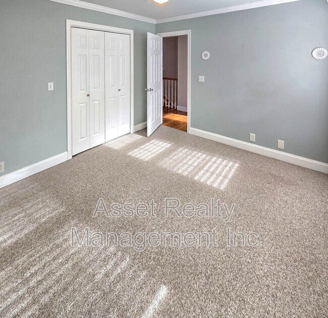 Building Photo - 12469 Daisywood Dr