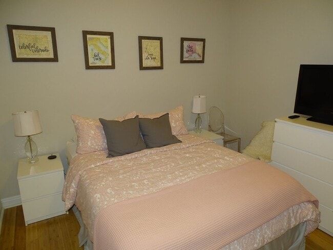 Building Photo - Single Story 4 Bedroom, Den & 3 Full Baths In Gated North Las Vegas Community