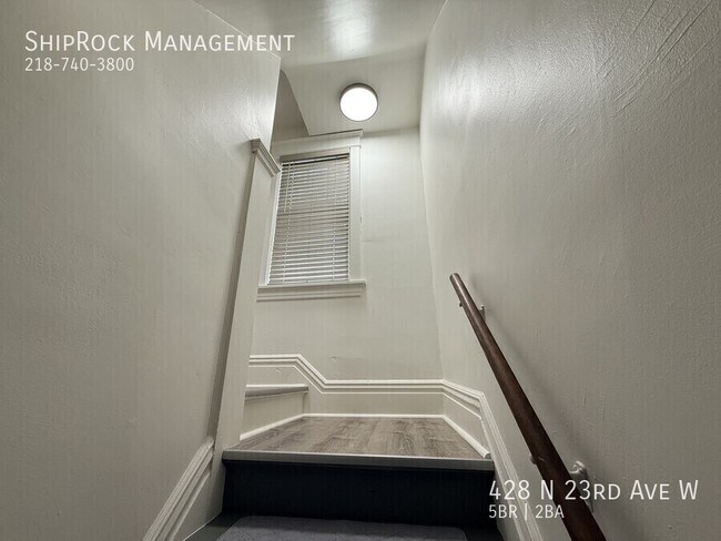 Building Photo - 428 N 23rd Ave W
