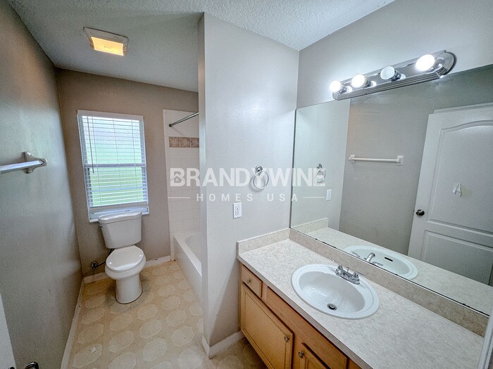 Building Photo - 11548 Grand Bay Blvd