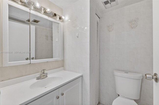 Building Photo - 1428 Euclid Ave