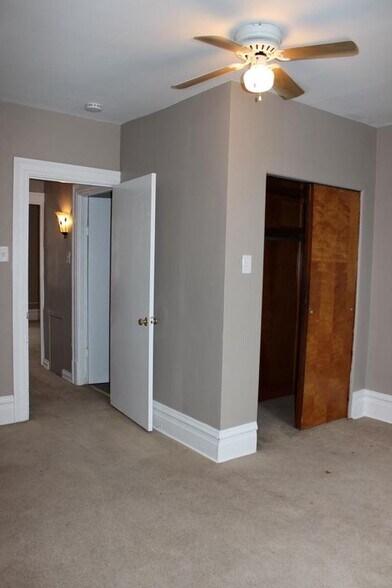 Building Photo - 256 Whipple St