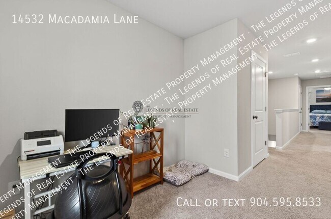 Building Photo - 14532 Macadamia Ln