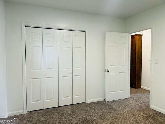 Building Photo - 207 Harwell Ave