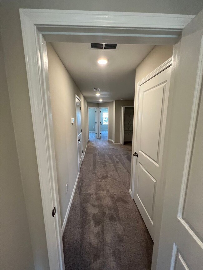 Building Photo - 9605 Mulberry Marsh Ln
