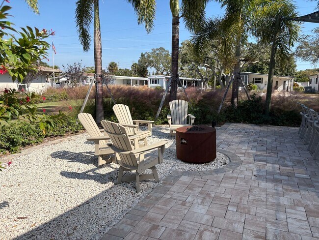 Building Photo - 55+ Gated Mobile Home Community