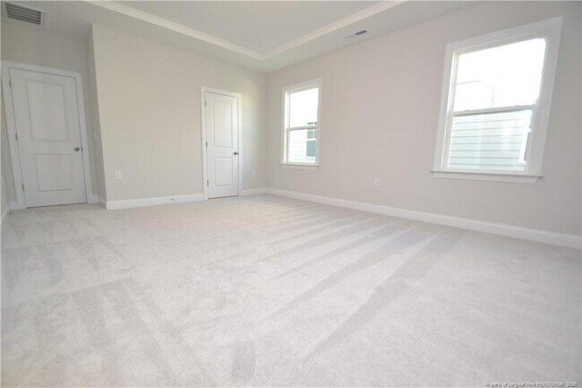 Building Photo - 421 Canyon Spring Trl