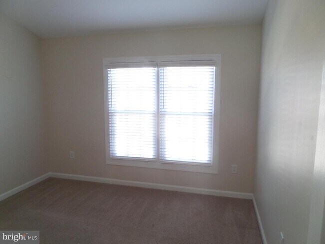Building Photo - 2254 Journet Dr