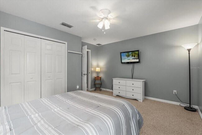 Building Photo - 13909 Eylewood Dr