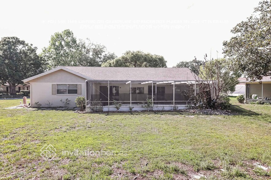 Building Photo - 12206 Meadowbrook Ln