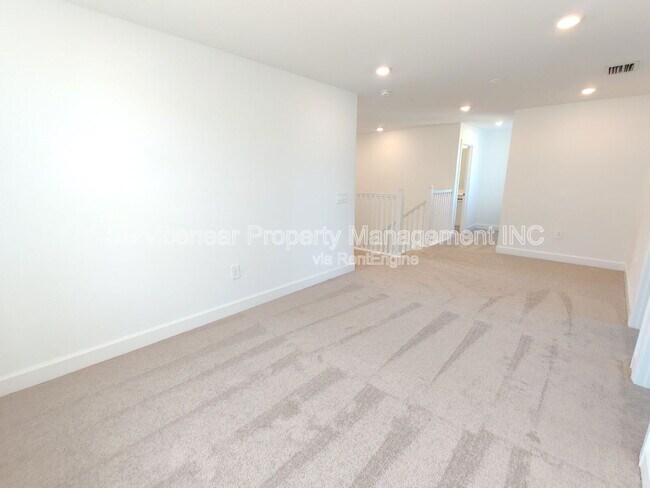 Building Photo - 6140 Baywood Ct