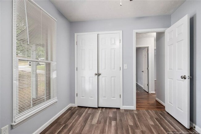 Building Photo - 1274 Arailia Dr