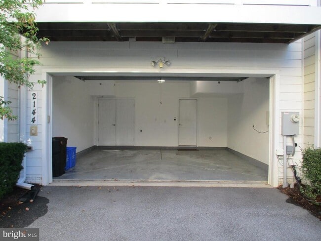 Building Photo - 2144 Little Sorrel Way