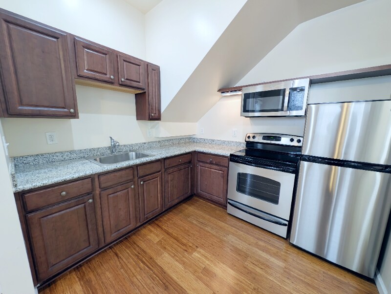 Building Photo - 1415 NW 19th Ave