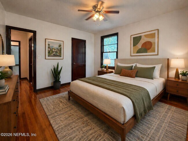 Building Photo - 2575 Myra St