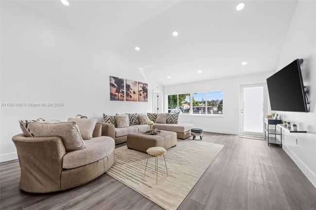 Building Photo - 730 Northwest 18th Avenue, Miami, FL 33125...