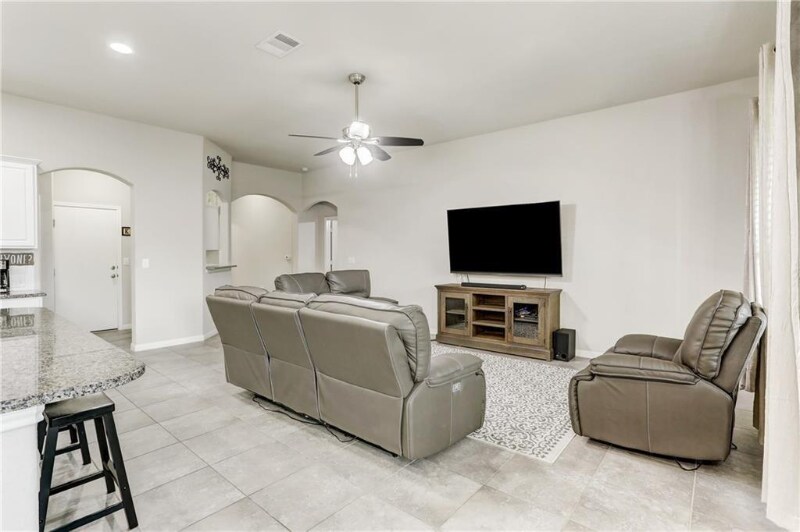 Building Photo - 16433 Pienza Dr