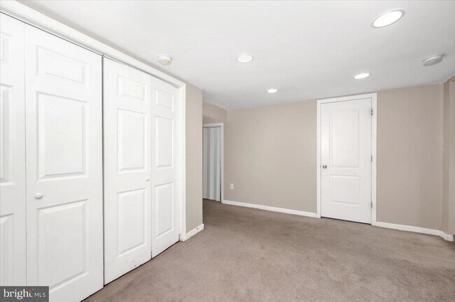 Building Photo - 1551 Langford Rd