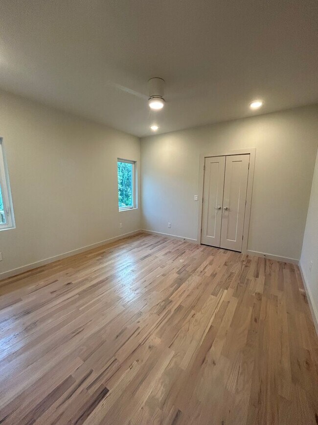 Building Photo - Amazing New Construction North Nashville!