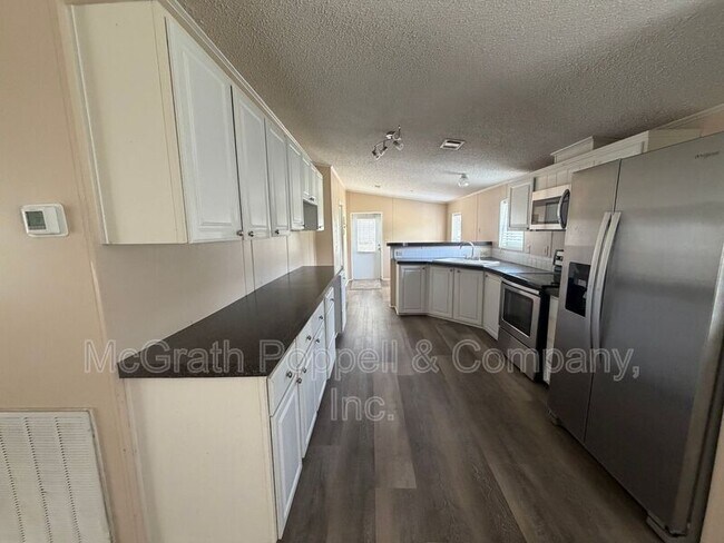 Building Photo - 12703 Lovers Ln