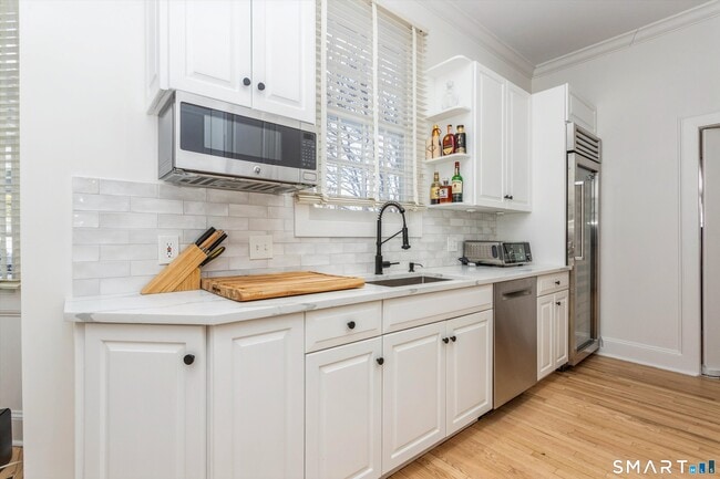 Building Photo - 48 Spring St