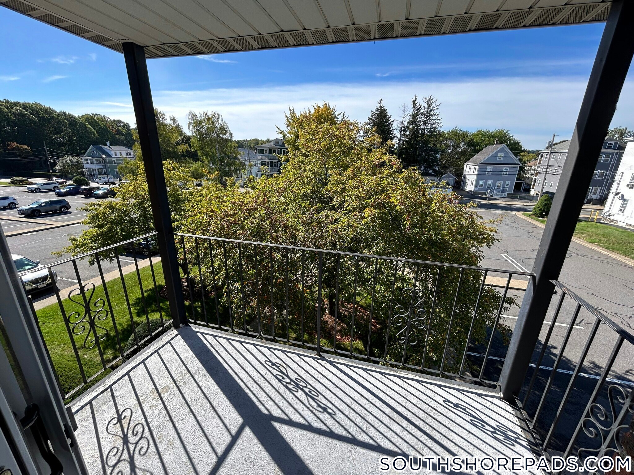 Building Photo - 38 Dean St.