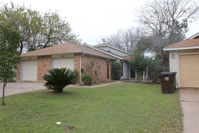 Building Photo - 504 Sierra Cove