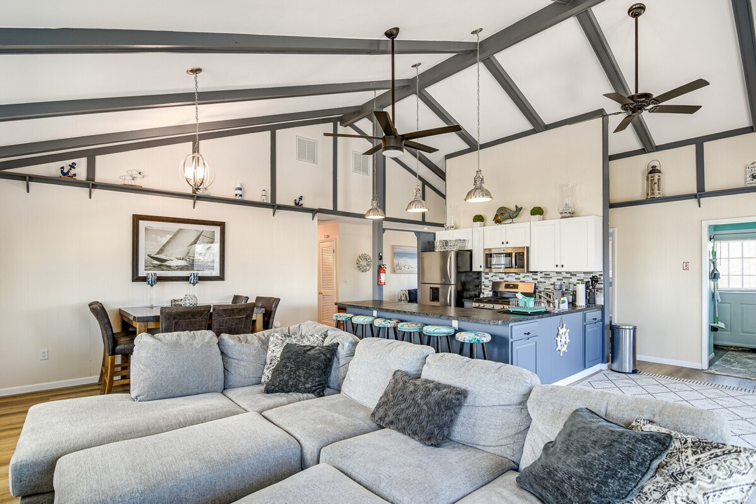 Building Photo - 1404 Hilo Bay Dr