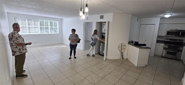 Building Photo - 6195 NW 186th St