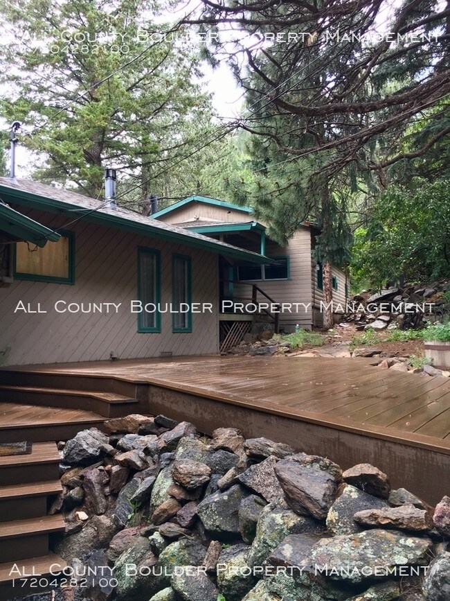 Building Photo - Renovated Lefthand Canyon Home
