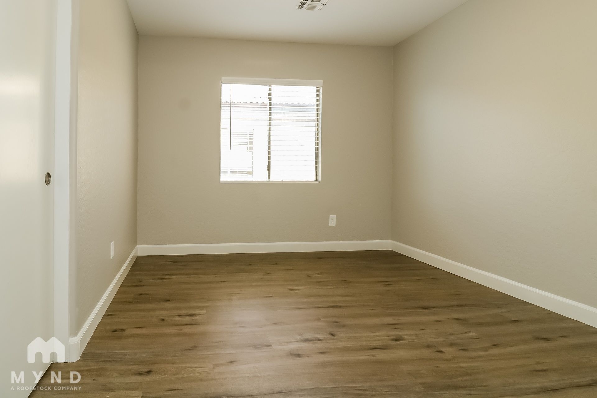 Building Photo - 12333 W Rosewood Dr