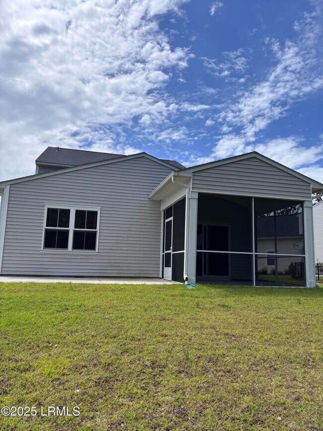 Building Photo - 10 Grand Willow Wy
