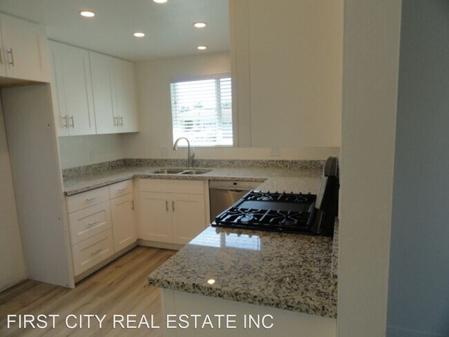 Building Photo - 3 br, 2 bath House - 129 Redondo Court