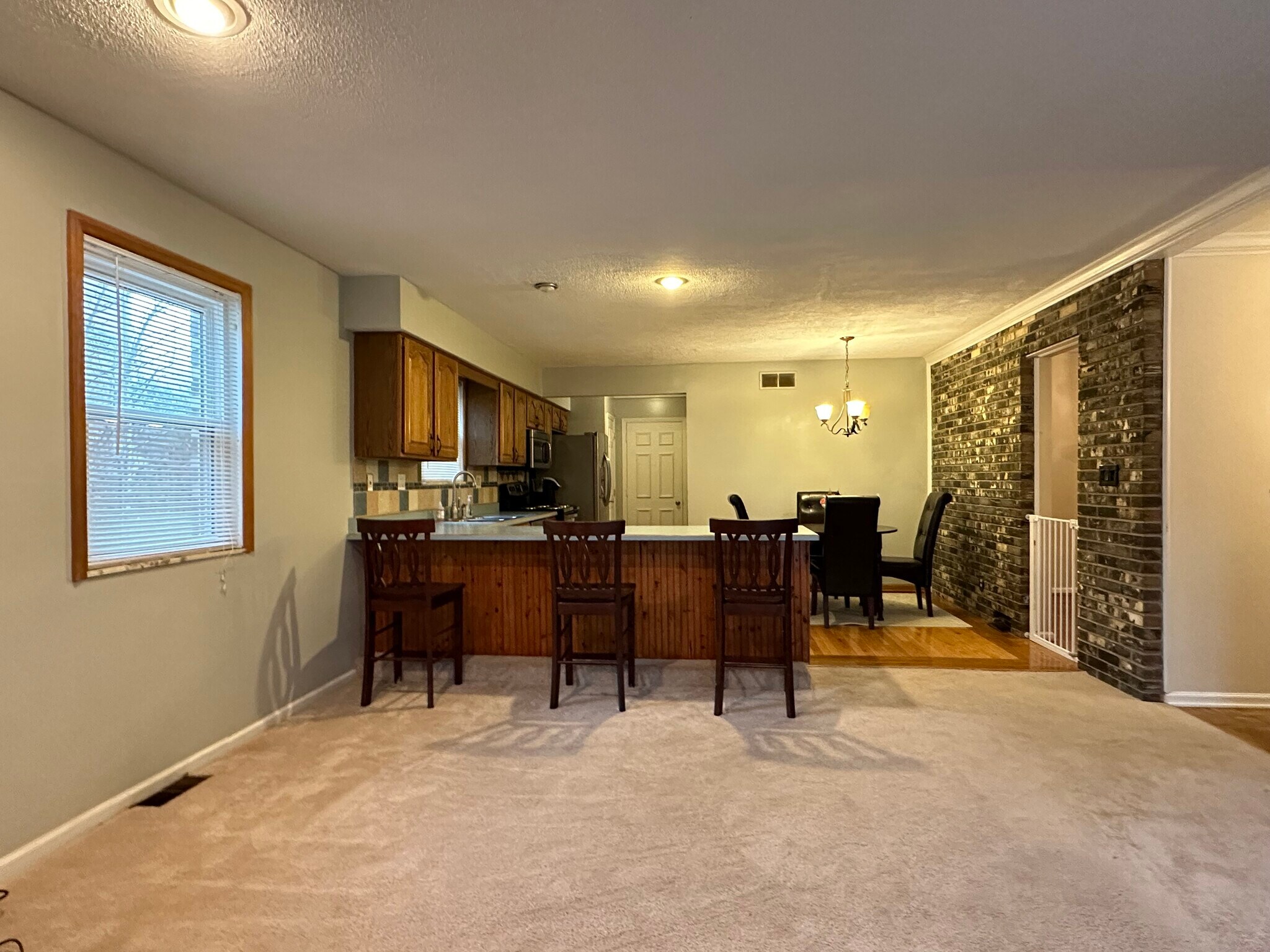 Kitchen - 5684 Red Oak Dr
