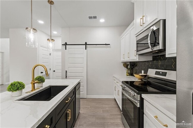 Building Photo - 27 N Crown Point