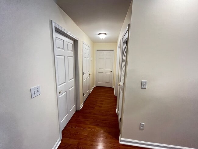 Building Photo - 4437 Lady Banks Ln