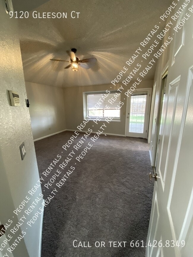 Building Photo - 9120 Gleeson Ct