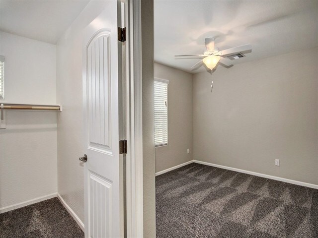 Building Photo - 20775 W Thomas Rd