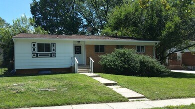 Building Photo - 4002 Blackpool Rd