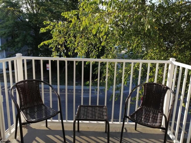 Building Photo - 137 Heather Croft