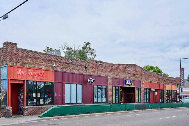 Building Photo - 1351 N Washington St