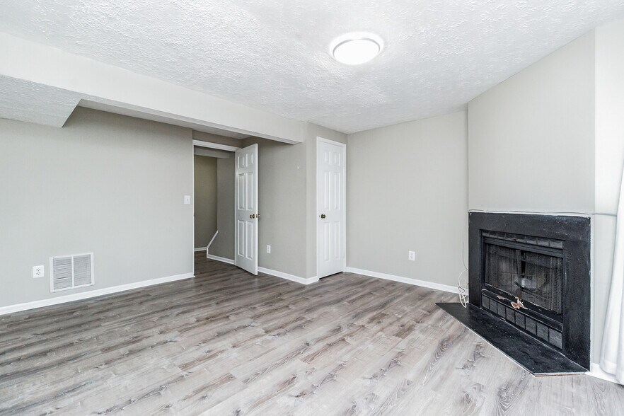 Building Photo - 1933 Belmont Ridge Ct