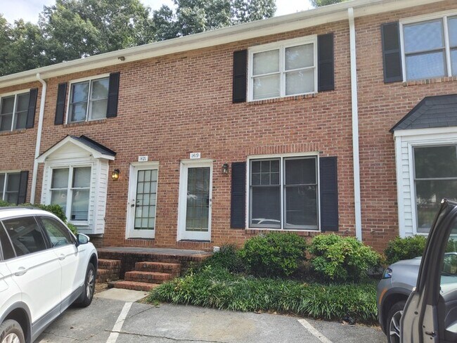 Primary Photo - Townhome-Style Condo in Clemmons!