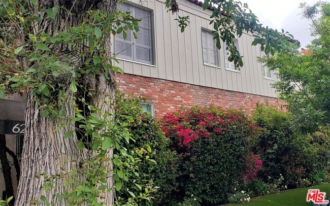 Building Photo - 6217 Orange St