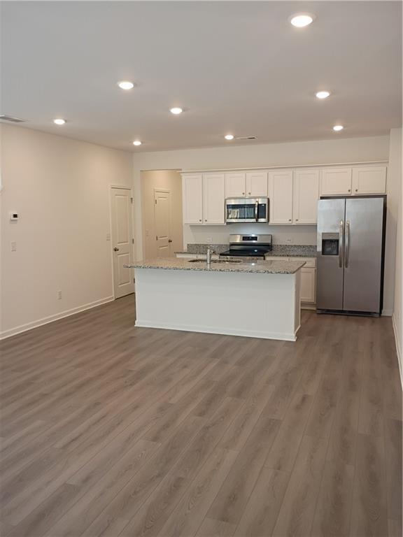 Building Photo - 124 Hazel Dr